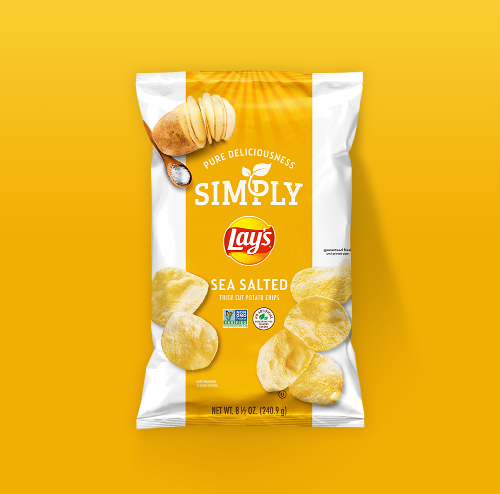 Papas fritas cortadas gruesas LAY'S® Simply sabor sal marina